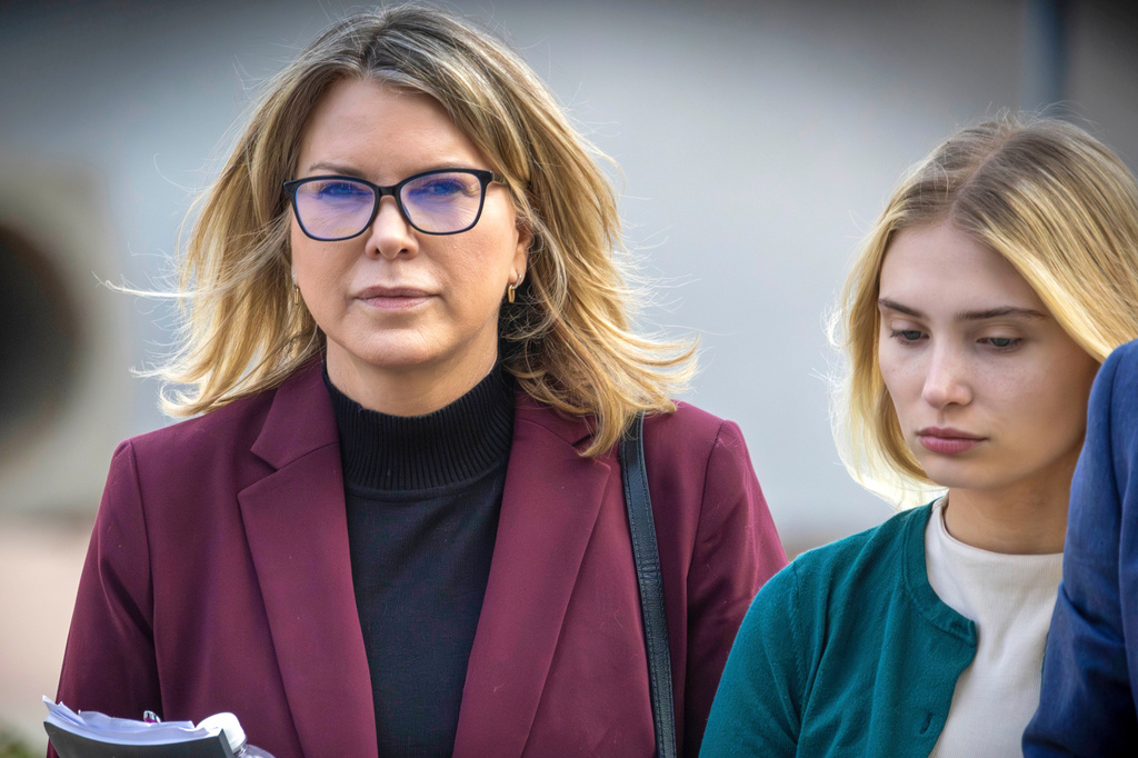 FILE - Rebecca Grossman, left, and her daughter head to Van Nuys Courthouse in the Van Nuys section of Los Angeles on Feb. 14, 2024. (Irfan Khan/Los Angeles Times via AP, FILE)