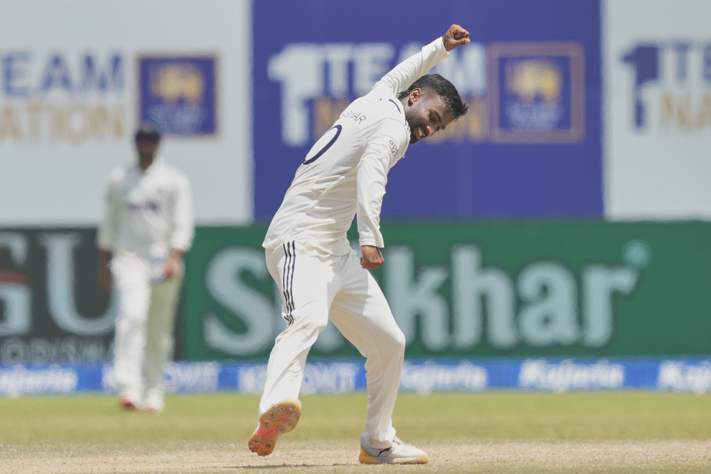 India's Manav Suthar celebrates the dismissal of Sri Lanka's Lahiru Kumara during the day five of the first cricket test match between Sri Lanka and India in Galle, Sri Lanka, Wednesday, Aug. 19, 2026. (AP Photo/Eranga Jayawardena)