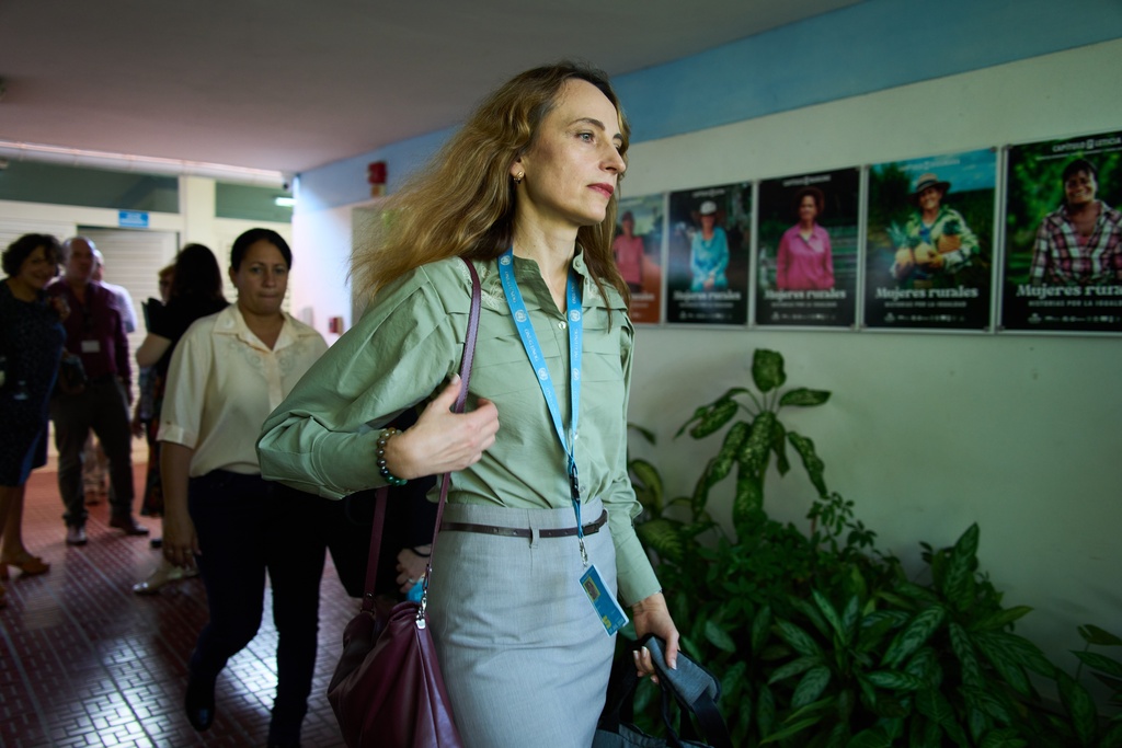 Special Rapporteur of the United Nations Human Rights Council Alena Douhan departs after attending a press conference in Havana, Friday, Nov. 21, 2025. (AP Photo/Ramon Espinosa)