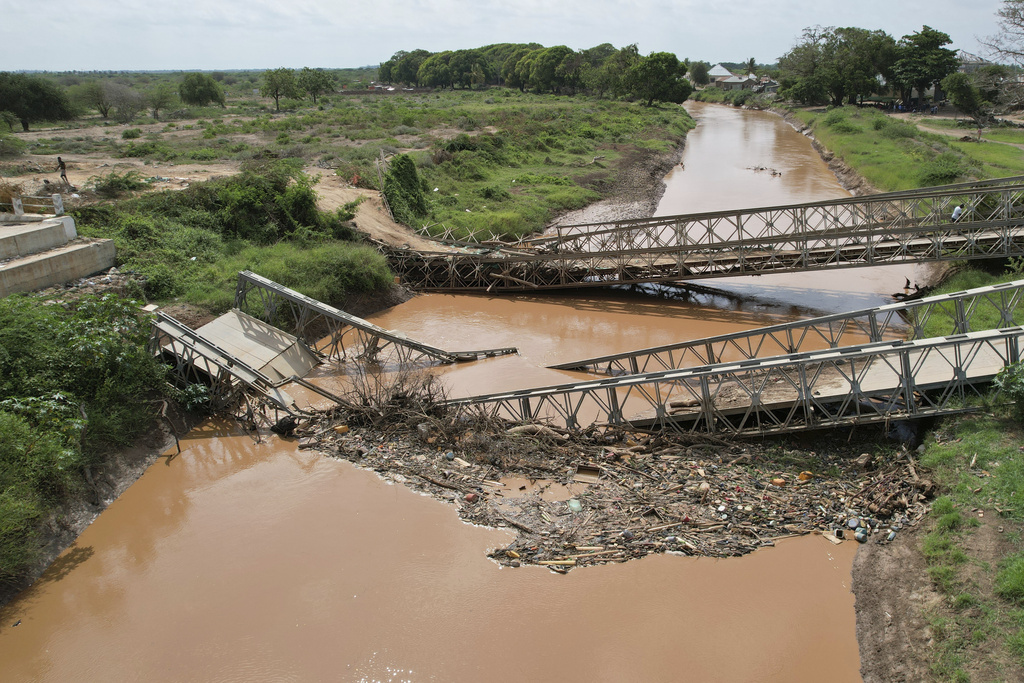 Bridges destroyed by Al Shabaab fighters in Bariire, Somalia, Tuesday, Nov. 11, 2025. (AP Photo/Jackson Njehia)