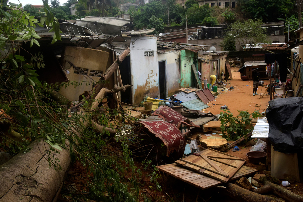 Houses damaged by landslides in an informal settlement of Attecoube, in Abidjan, Ivory Coast, Tuesday, June 30, 2026. (AP/Photo Diomande Ble Blonde)