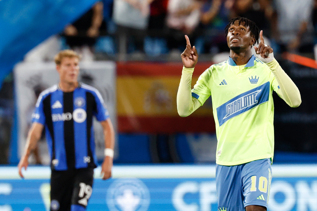 Charlotte FC forward Wilfried Zaha (10) gestures after scoring a goal against CF Montreal during the first half of an MLS soccer match in Charlotte, N.C., Saturday, Sept. 27, 2025. (AP Photo/Nell Redmond)