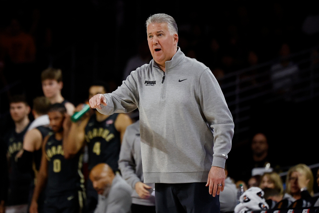 Purdue head coach Matt Painter yells out to players during the second half of an NCAA college basketball game Saturday, Jan. 17, 2026, in Los Angeles. (AP Photo/Caroline Brehman)