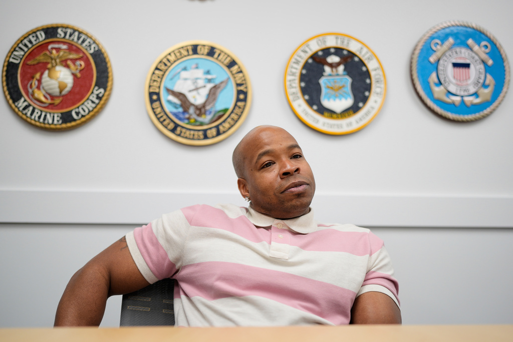 Army veteran A.J. Mayo sits during an interview Monday, March 2, 2026, in Clarksville, Tenn. (AP Photo/George Walker IV)