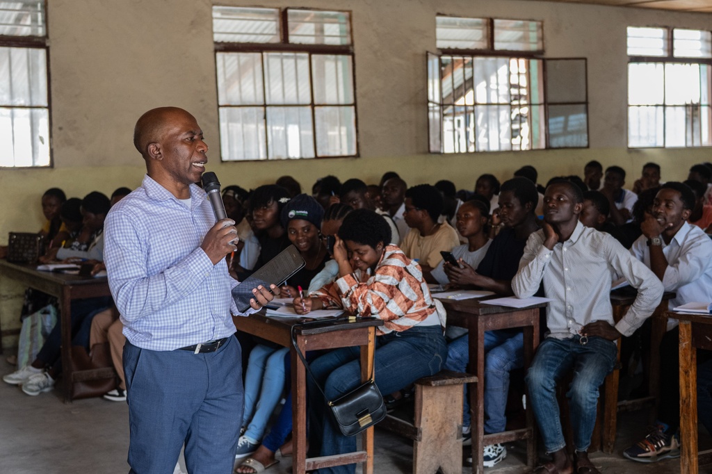 Deo Bengeya lectures students on economics in Goma, Democratic Republic of the Congo, Friday, Jan. 23, 2026, a year after M23 took control of the city. (AP Photo/Moses Sawasawa)