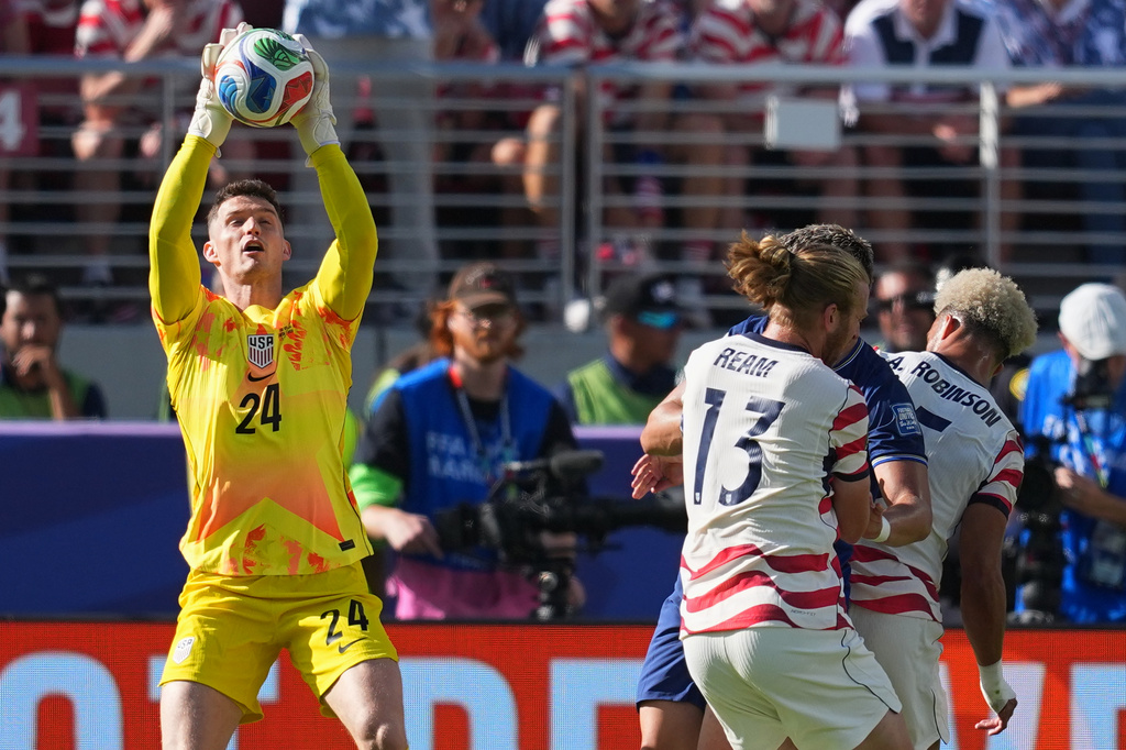 United States goalkeeper Matt Freese (24) takes the ball during the World Cup round of 32 soccer match between the United States and Bosnia in Santa Clara, Calif., near San Francisco, Wednesday, July 1, 2026. (AP Photo/Julio Cortez)