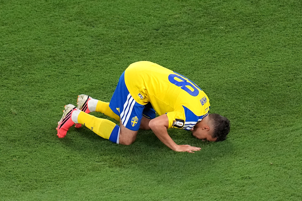 FILE - Sweden's Yasin Ayari (18) celebrates after scoring their opening goal during the World Cup Group F soccer match between Sweden and Tunisia in Guadalupe, near Monterrey, Mexico, Sunday, June 14, 2026. (AP Photo/Dolores Ochoa, File)