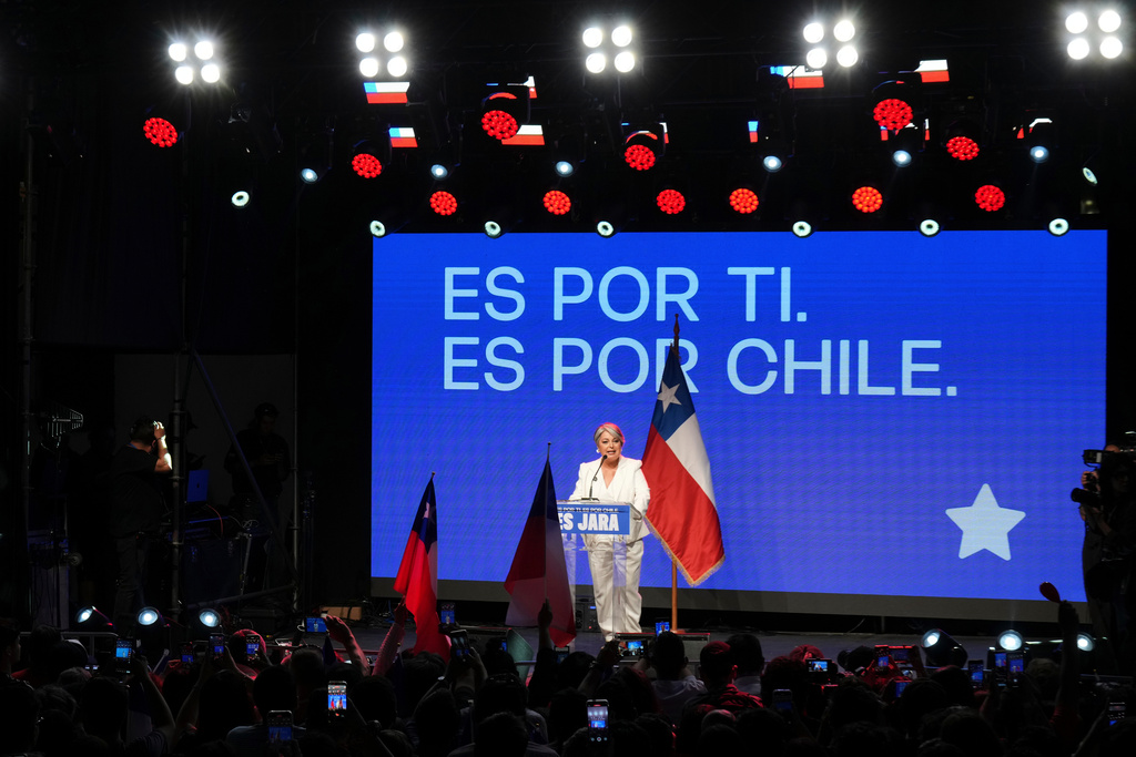 Presidential candidate Jeannette Jara of the Unidad por Chile coalition addresses supporters after early results in the general elections in Santiago, Chile, Sunday, Nov. 16, 2025. (AP Photo/Natacha Pisarenko)