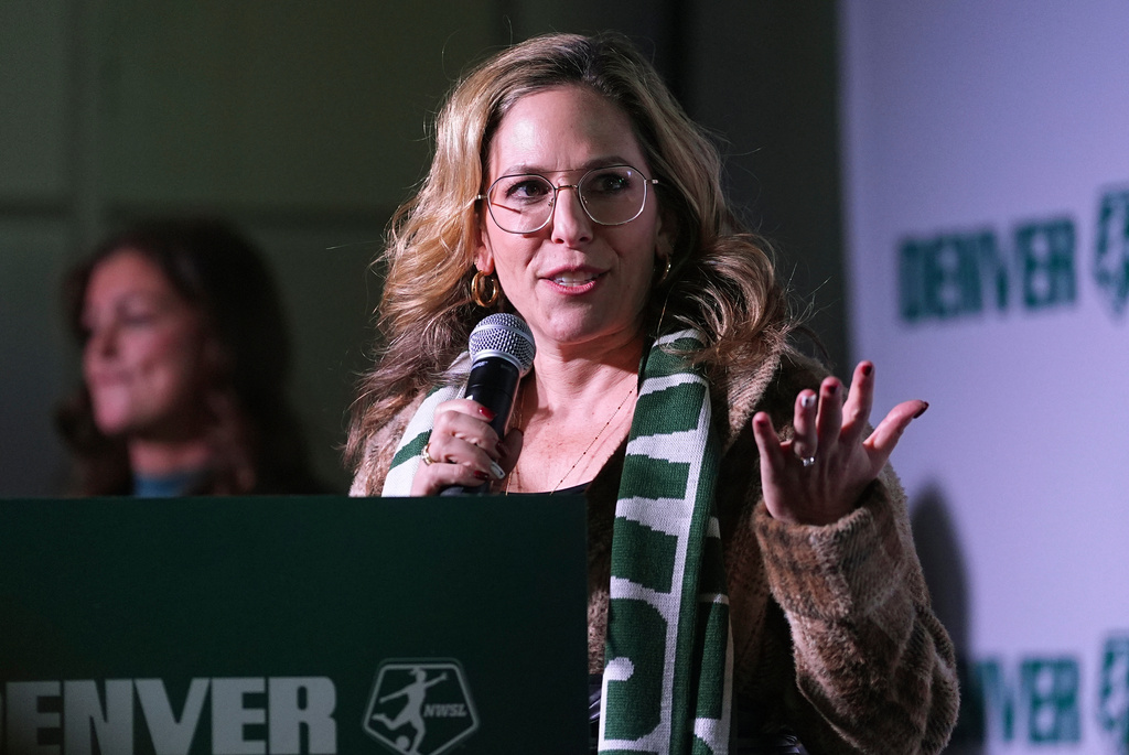 FILE - Jessica Berman, commissioner of the National Women's Soccer League, announces the securing of a bid by Denver to be the 16th team in the league during a news conference Thursday, Jan. 30, 2025, in Denver. (AP Photo/David Zalubowski, File)
