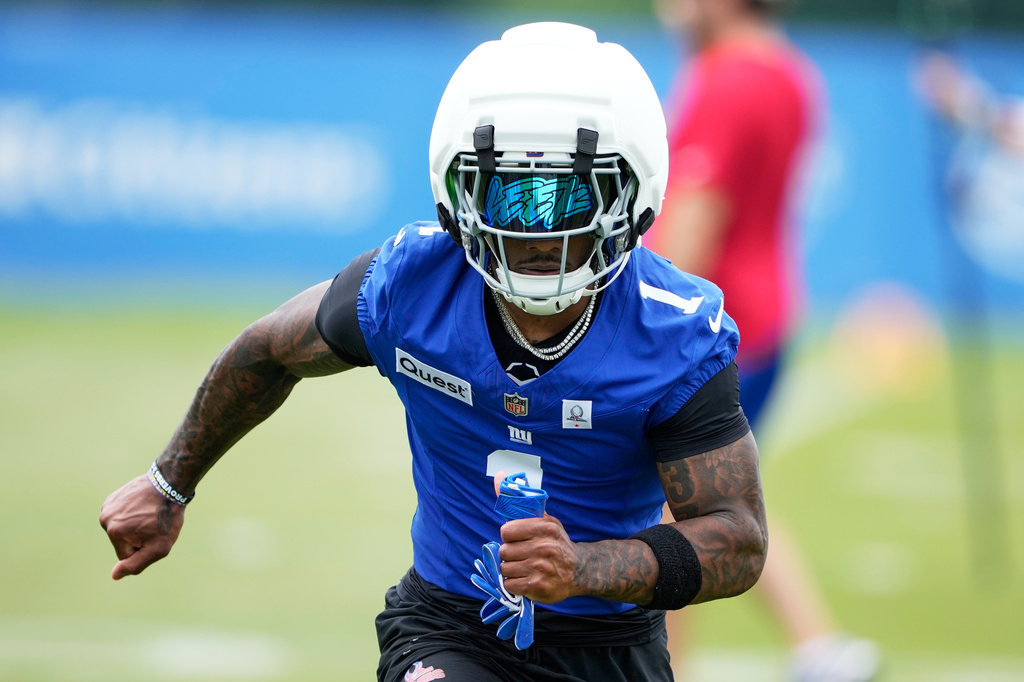 New York Giants wide receiver Malik Nabers practices during an NFL football training camp, Wednesday, July 29, 2026, in White Sulphur Springs, W.Va. (AP Photo/Chris Carlson)