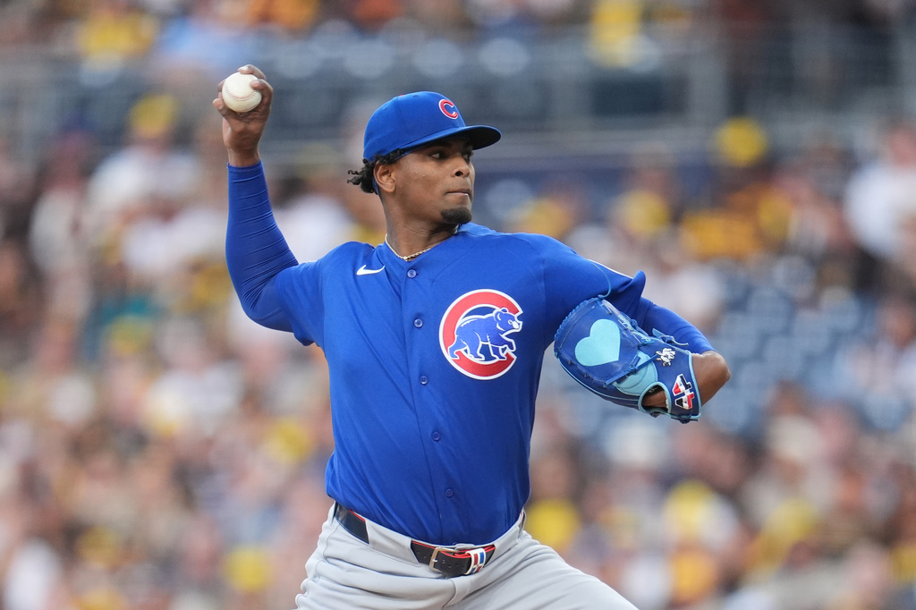 Chicago Cubs starting pitcher Edward Cabrera works against a San Diego Padres batter during the second inning of a baseball game Tuesday, April 28, 2026, in San Diego. (AP Photo/Gregory Bull)