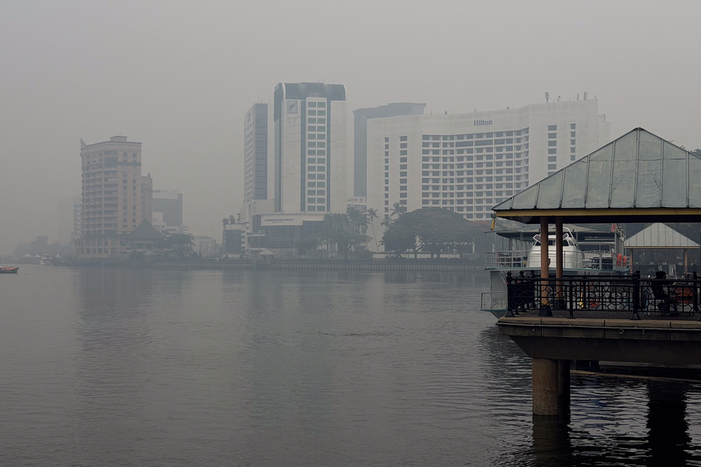 Kuching riverside in the city center is shrouded in thick haze in Kuching, Sarawak state, Malaysia, Friday, Sept. 4, 2026. (AP Photo/Xpin Voon)
