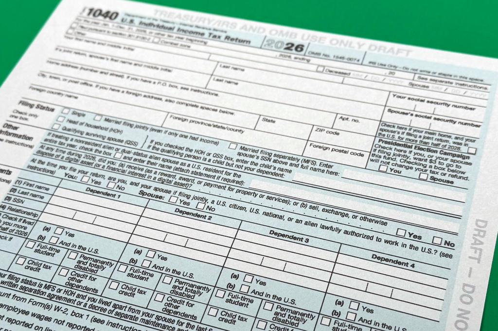 A draft version of the IRS 1040 tax form for 2026 is photographed Wednesday, Sept. 30, 2026. (AP Photo/Jon Elswick)