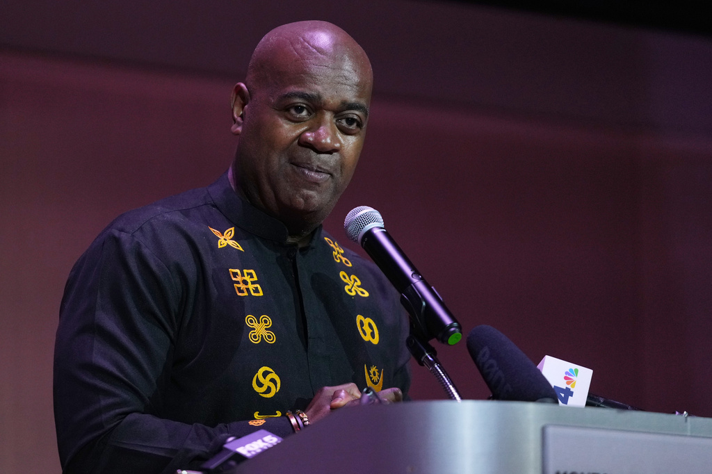 Newark Mayor Ras Baraka speaks at a watch party for Analilia Mejia in New Jersey's 11th Congressional District special election, Thursday, April 16, 2026, in Montclair, N.J. (AP Photo/Frank Franklin II)