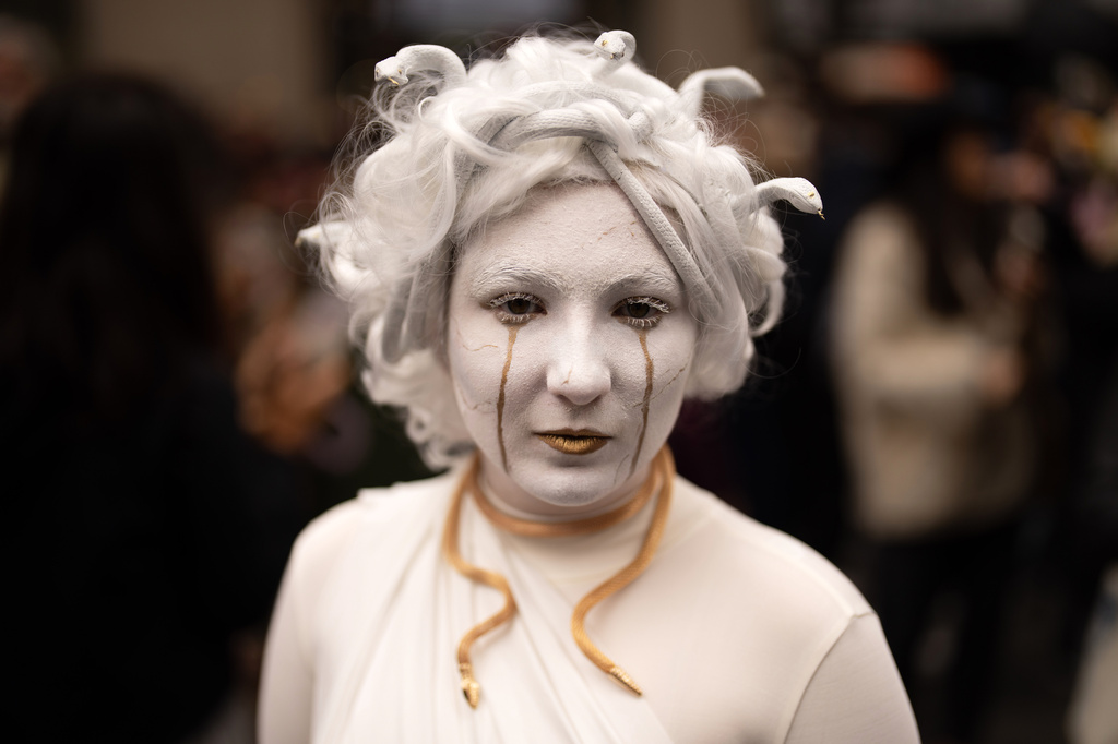 Viola Emerson, 17, poses for a photograph during the Easter Bonnet Parade on Fifth Avenue, Sunday, April 5, 2026, in New York. (AP Photo/Adam Gray)