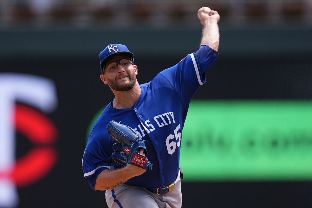 Kansas City Royals starting pitcher Noah Cameron (65) delivers during the first inning of a baseball game against the Minnesota Twins, Thursday, July 30, 2026, in Minneapolis. (AP Photo/Abbie Parr)