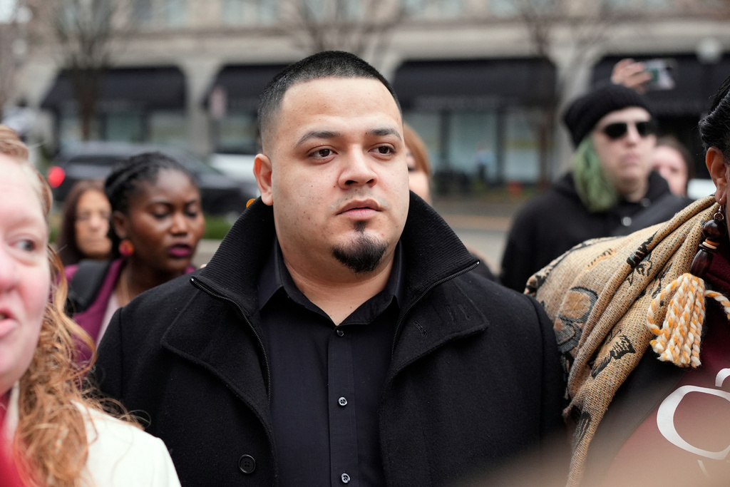 Kilmar Abrego Garcia arrives at the federal courthouse Thursday, Feb. 26, 2026, in Nashville, Tenn. (AP Photo/George Walker IV)