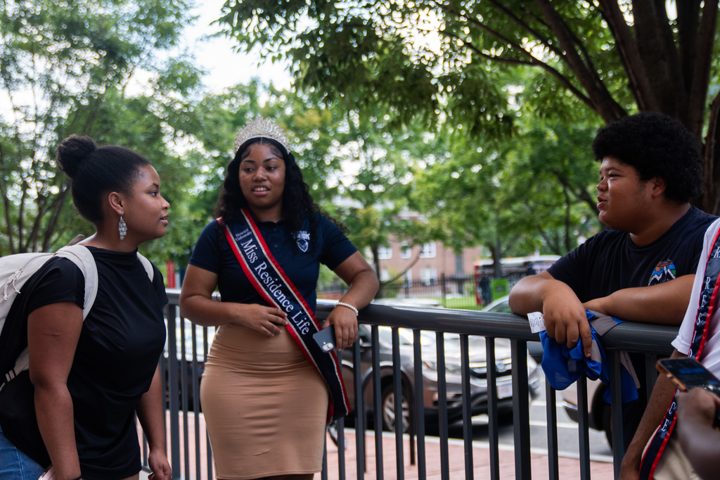 Howard University freshman Nikiyah Clark meets fellow students on move-in day, Thursday, Aug. 6, 2026, in Washington. (AP Photo/Allison Robbert)