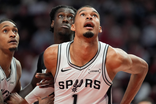 sur Le Roster. | Sidy Cissoko, à sa place à Portland NBA and FIBA going through bids from potential team owners for new European league - Daily Sitka Sentinel