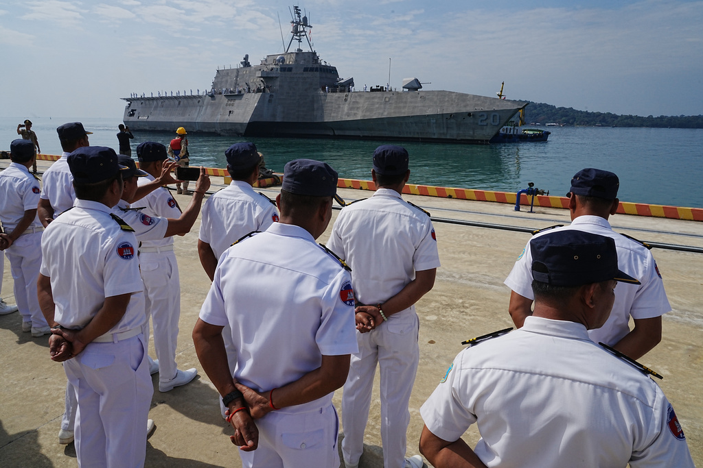 Cambodian naval members welcome U.S. warship USS Cincinnati, docked upon arrival at Ream Naval Base's pier in Sihanoukville Cambodia, Saturday, Jan. 24, 2026. (AP Photo/Heng Sinith)