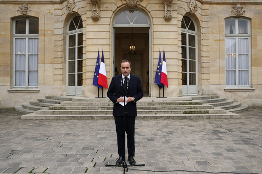 French outgoing Prime Minister Sebastien Lecornu, who resigned just a day after naming his government, delivers his statement at the Hotel Matignon in Paris, Monday, Oct. 6, 2025. (Stephane Mahe/Pool via AP) French outgoing Prime Minister Sebastien Lecornu, who resigned just a day after naming his government, delivers his statement at the Hotel Matignon in Paris, Monday, Oct. 6, 2025. (Stephane Mahe/Pool via AP)