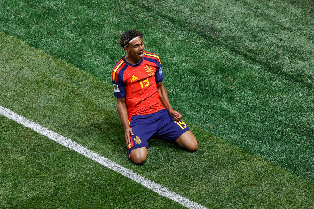 Spain's Lamine Yamal celebrates after scoring the opening goal against Saudi Arabia during the World Cup Group H soccer match in Atlanta, Sunday, June 21, 2026. (AP Photo/Butch Dill)