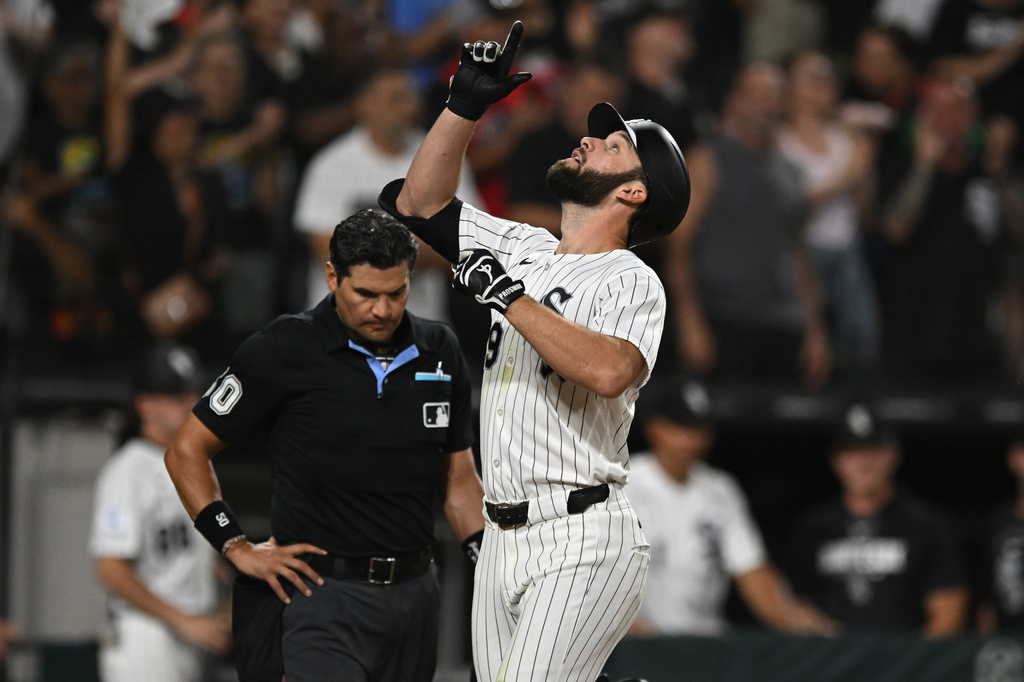 Chicago White Sox's Tristan Peters celebrates after hitting a two-run home during the fifth inning of a baseball game against the Texas Rangers in Chicago, Wednesday, Aug. 26, 2026. (AP Photo/Paul Beaty)