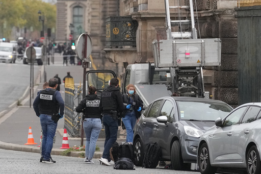 Police officers work by a basket lift used by thieves Sunday, Oct. 19, 2025 at the Louvre museum in Paris. (AP Photo/Thibault Camus) Police officers work by a basket lift used by thieves Sunday, Oct. 19, 2025 at the Louvre museum in Paris. (AP Photo/Thibault Camus)