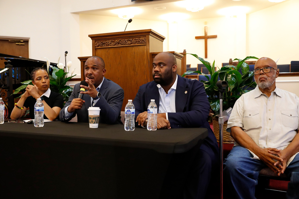 From left, Sen. Angela Alsobrooks, D-Md., Mississippi Democratic U.S. Senate candidate Scott Colom, Mississippi NAACP State Conference Executive Director Charles Taylor and Rep. Bennie Thompson, D-Miss., conduct a voting rights town hall at the historic Farish Street Baptist Church in Jackson, Miss., Saturday, Aug. 1, 2026. (AP Photo/Sarah Warnock)