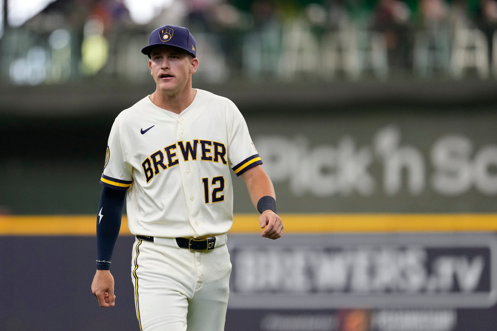 Milwaukee Brewers' Cooper Pratt warms up before a baseball game against the Cleveland Guardians, Tuesday, June 16, 2026, in Milwaukee. (AP Photo/Aaron Gash)