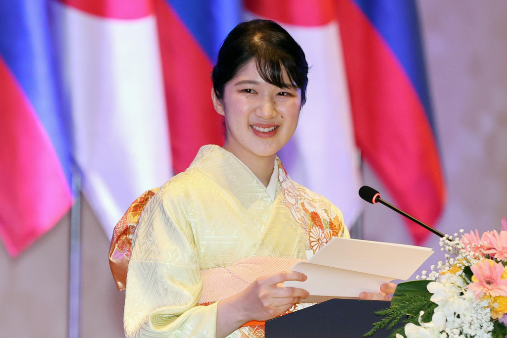 Japanese Princess Aiko speaks during a dinner hosted by Laos’ Vice President Pany Yathotou in Vientiane, Laos, on Nov. 18, 2025. (Japan Pool/Kyodo News via AP)