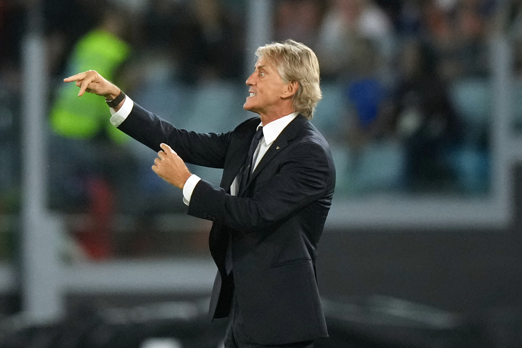 Italy head coach Roberto Mancini gestures during the Nations League soccer match between Italy and Belgium in Rome, Friday, Sept. 25, 2026. (AP Photo/Andrew Medichini)