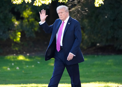 President Donald Trump waves as he walks to board Marine One before departing from the South Lawn of the White House, Friday, Oct. 17, 2025, in Washington. (AP Photo/Alex Brandon) President Donald Trump waves as he walks to board Marine One before departing from the South Lawn of the White House, Friday, Oct. 17, 2025, in Washington. (AP Photo/Alex Brandon)