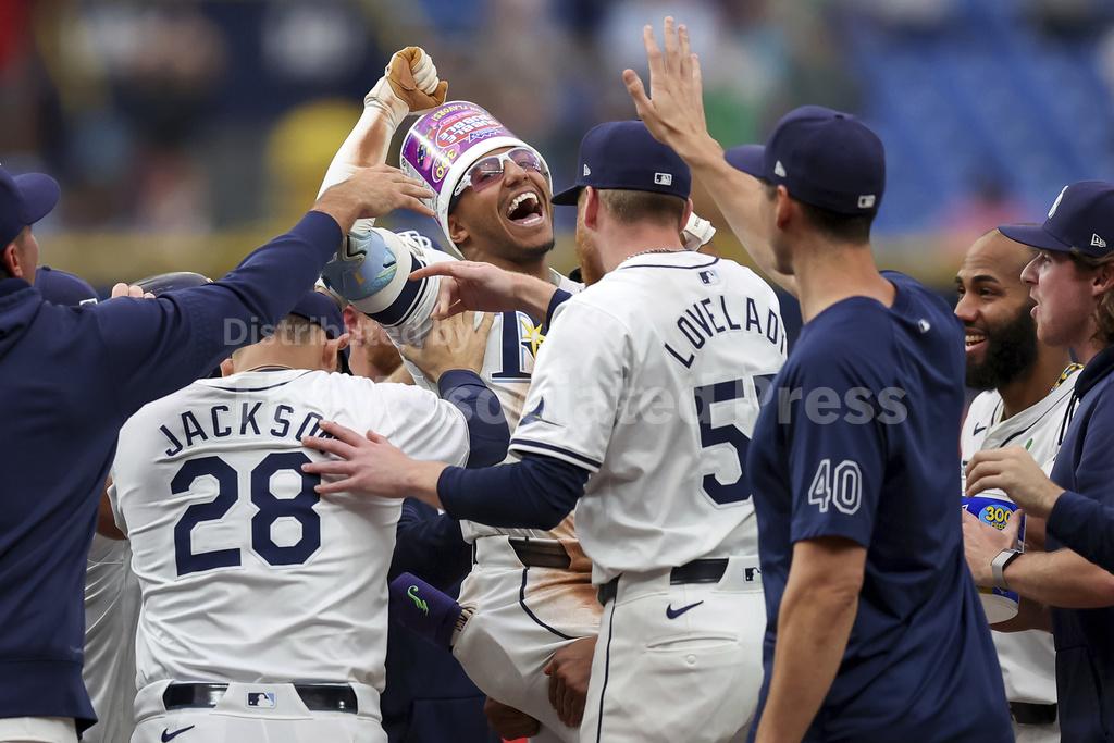 Siri ties it in 9th with homer, Palacios hits walkoff RBI in 12th as