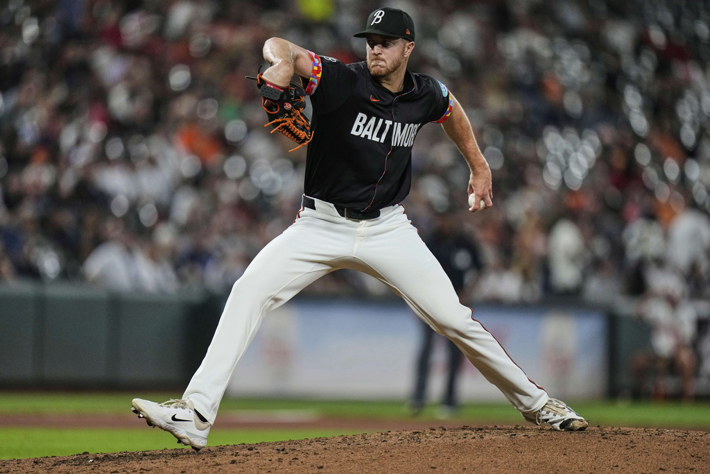 Baltimore Orioles starting pitcher Trevor Rogers delivers during the fourth inning of a baseball game against the New York Yankees, Friday, Sept. 19, 2025, in Baltimore. (AP Photo/Stephanie Scarbrough)