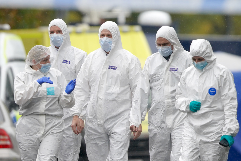 Forensic teams work at the scene of a stabbing incident that took place on Thursday, at Heaton Park Hebrew Congregation synagogue, in Manchester, England, Friday, Oct. 3, 2025. (AP Photo/Ian Hodgson)