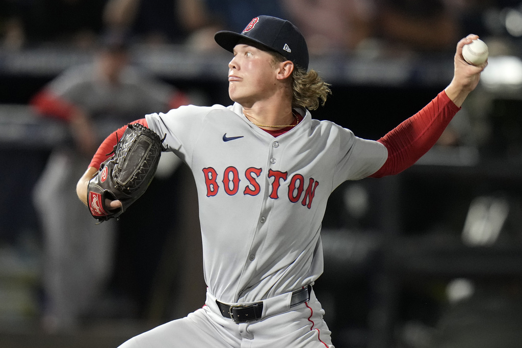 Boston Red Sox pitcher Connelly Early delivers to the Tampa Bay Rays during the first inning of a baseball game Sunday, Sept. 21, 2025, in Tampa, Fla. (AP Photo/Chris O'Meara)