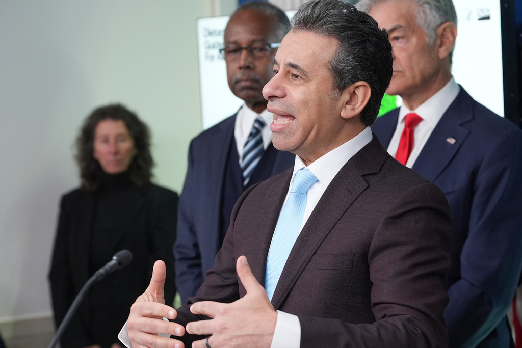 Dr. Marty Makary, commissioner of the Food and Drug Administration, speaks during a press briefing at the White House, Wednesday, Jan. 7, 2026, in Washington. (AP Photo/Jacquelyn Martin)