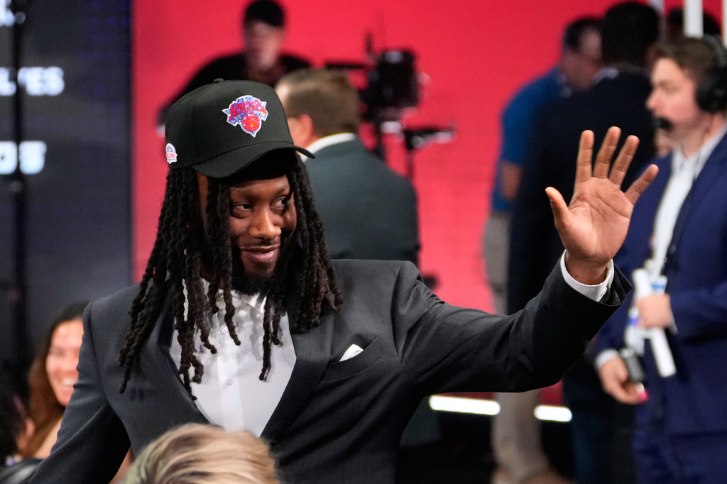 Bruce Thornton waves after being selected by the New York Knicks in the second round of the NBA basketball draft Wednesday, June 24, 2026, in New York. (AP Photo/Yuki Iwamura)