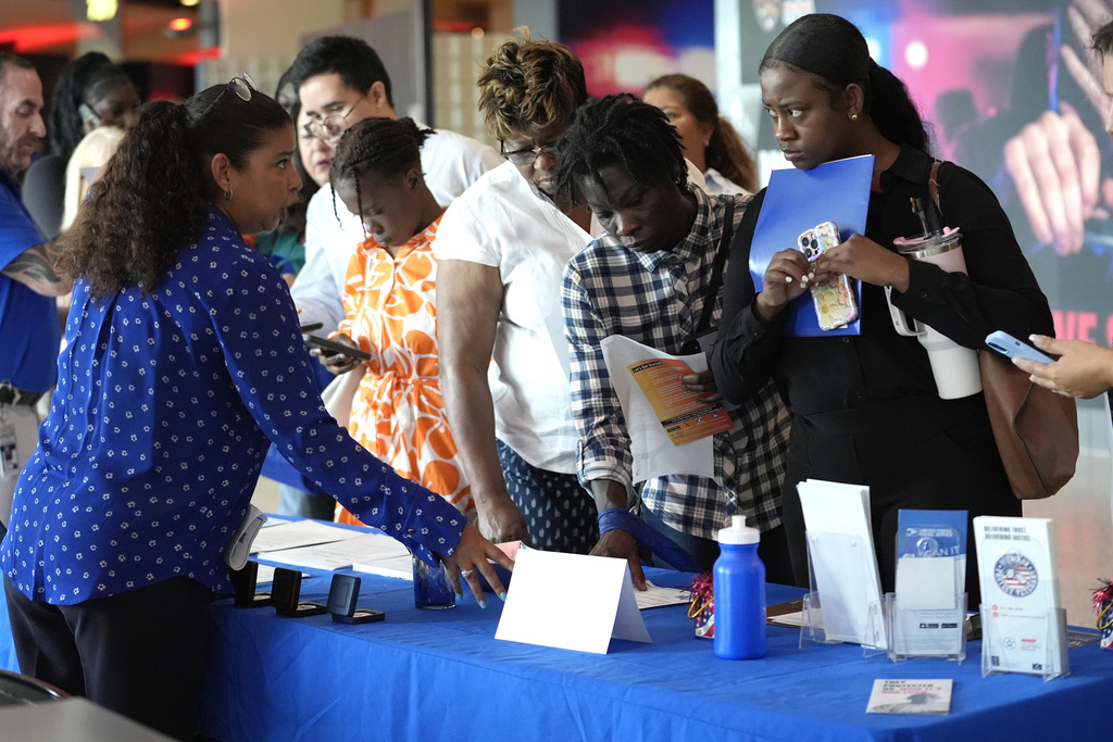 Sluggish US jobs report clears the way for Federal Reserve to cut Sluggish US jobs report clears the way for Federal Reserve to cut