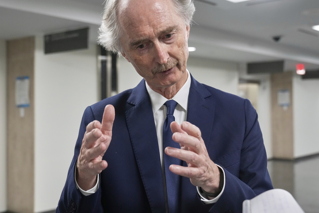 Geir Pedersen, the official who steered the United Nations diplomacy in Syria for nearly seven turbulent years, is interviewed at UN headquarters, Thursday, Sept. 18, 2025. (AP Photo/Richard Drew)