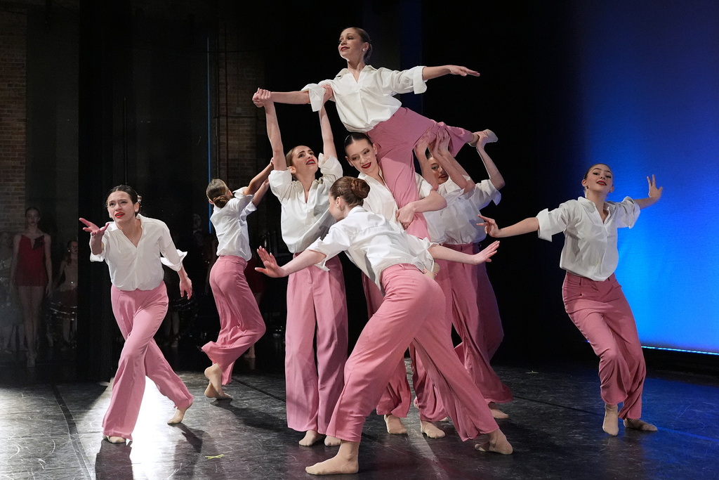 Dancers perform Leve Leve for Ensemble Competition during the Youth America Grand Prix (YAGP) Semi-Finals at Dominican University Performing Arts Center in River Forest, Ill., Sunday, Feb. 8, 2026. (AP Photo/Nam Y. Huh)