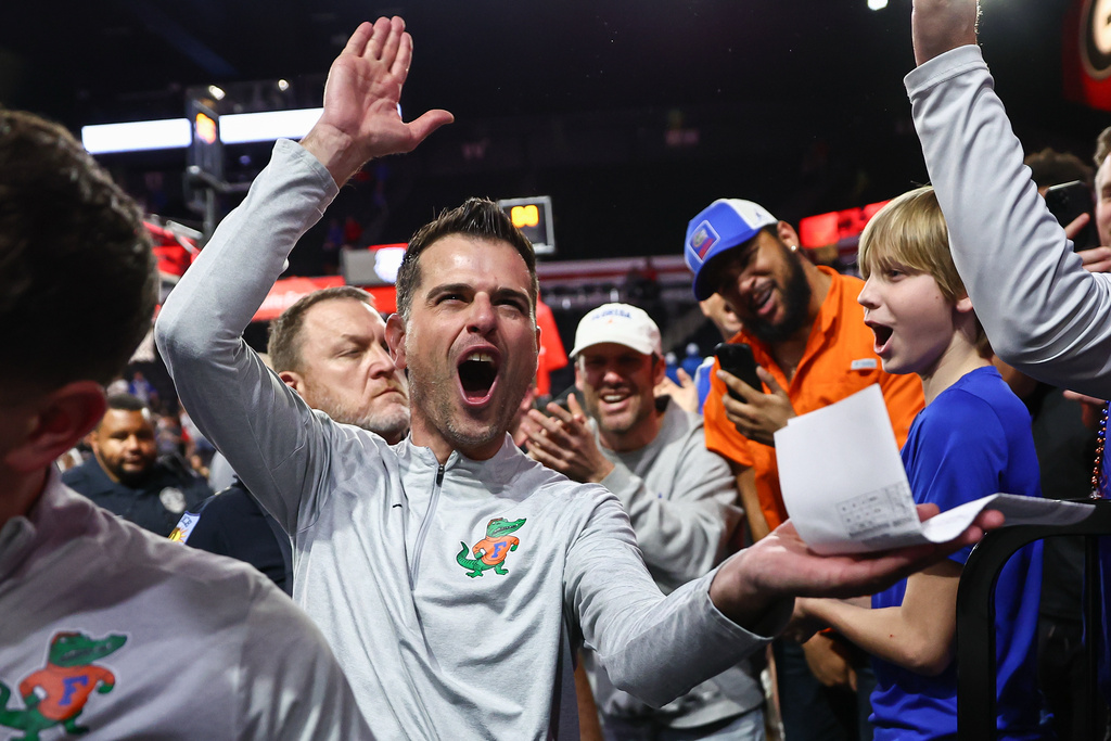 Florida head coach Todd Golden reacts after an NCAA college basketball game against Georgia, Wednesday, Feb. 11, 2026, in Athens, Ga. (AP Photo/Colin Hubbard)
