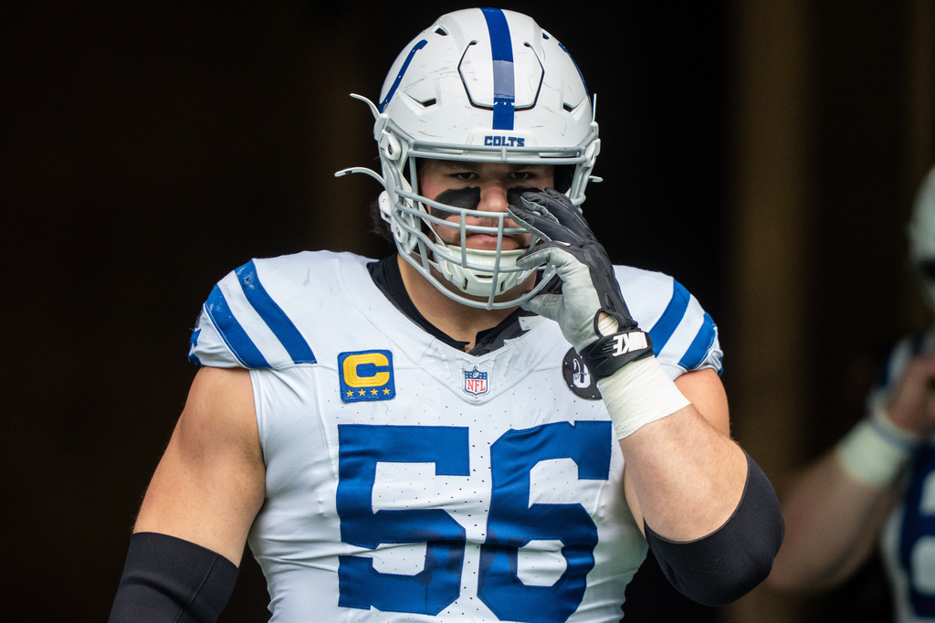 FILE - Indianapolis Colts offensive lineman Quenton Nelson is pictured before an NFL football game against the Seattle Seahawks, Sunday, Dec. 14, 2025, in Seattle. (AP Photo/Stephen Brashear, File)