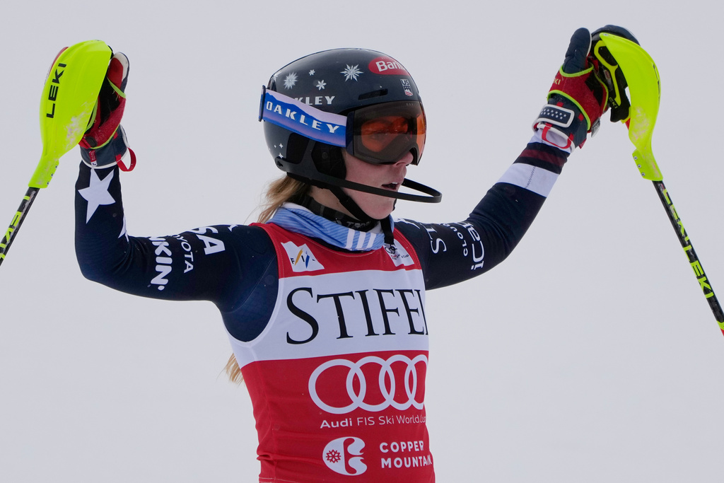 United States' Mikaela Shiffrin celebrates after her run during a World Cup women's slalom skiing race, Sunday, Nov. 30, 2025, in Copper Mountain. (AP Photo/John Locher)