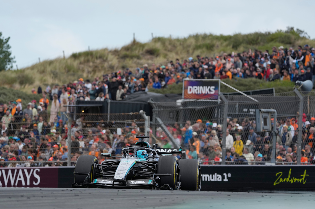 Mercedes driver George Russell of Britain in action during sprint race at the Formula One Dutch Grand Prix in Zandvoort , Netherlands, Saturday, Aug. 22, 2026. (AP Photo/Darko Bandic)