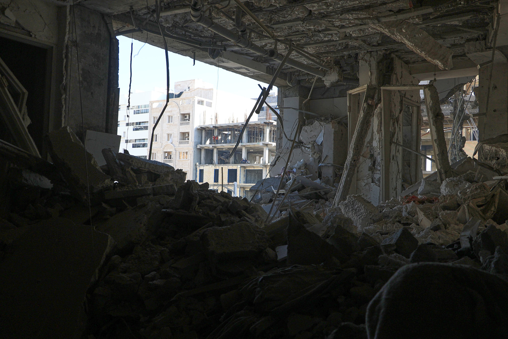 An apartment building is seen after an explosion in the southern port city of Bandar Abbas, Iran, on Saturday, Jan. 31, 2026. (Amirhosein Khorgooi/ISNA via AP)