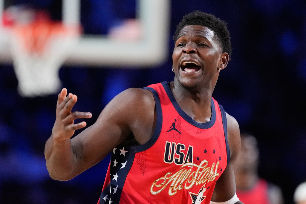 USA Stars guard Anthony Edwards reacts after scoring during the NBA All-Star basketball game against USA Stripes Sunday, Feb. 15, 2026, in Inglewood, Calif. (AP Photo/Mark J. Terrill)