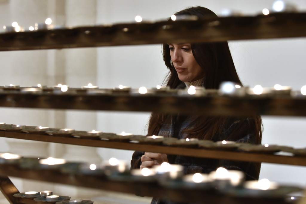 Faithful attend Ash Wednesday Mass marking the start of the Catholic Lent inside the Mother Teresa Cathedral in Pristina, Kosovo, Wednesday, Feb. 18, 2026. (AP Photo/Laura Hasani)