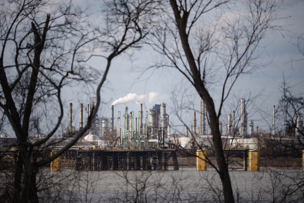 A Marathon Petroleum Refinery operates in Garyville, La., Wednesday, Feb. 18, 2026. (AP Photo/Matthew Hinton)